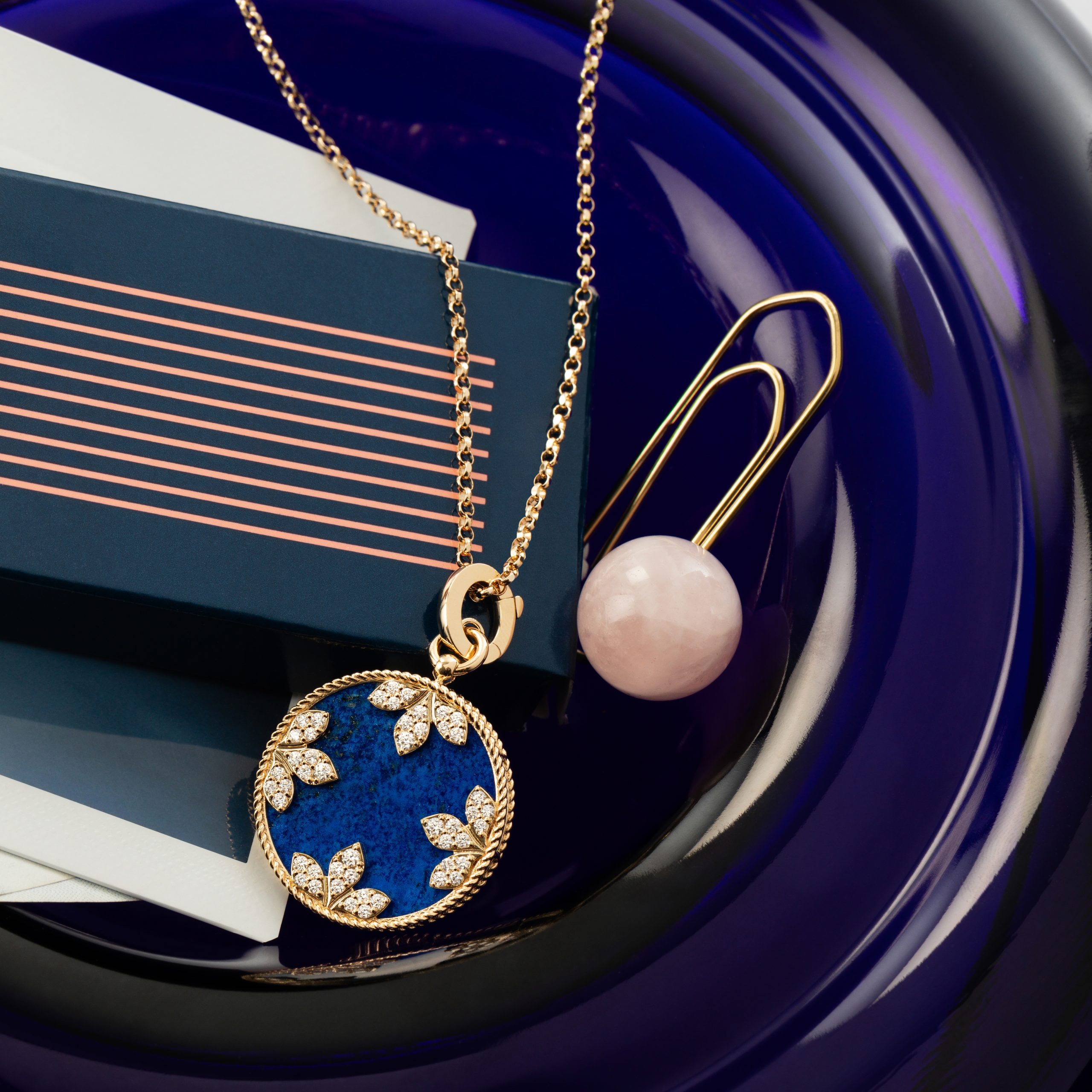 VENETIAN MEDALLIONS COLLAR WITH DIAMONDS AND LAPIS - Image 4