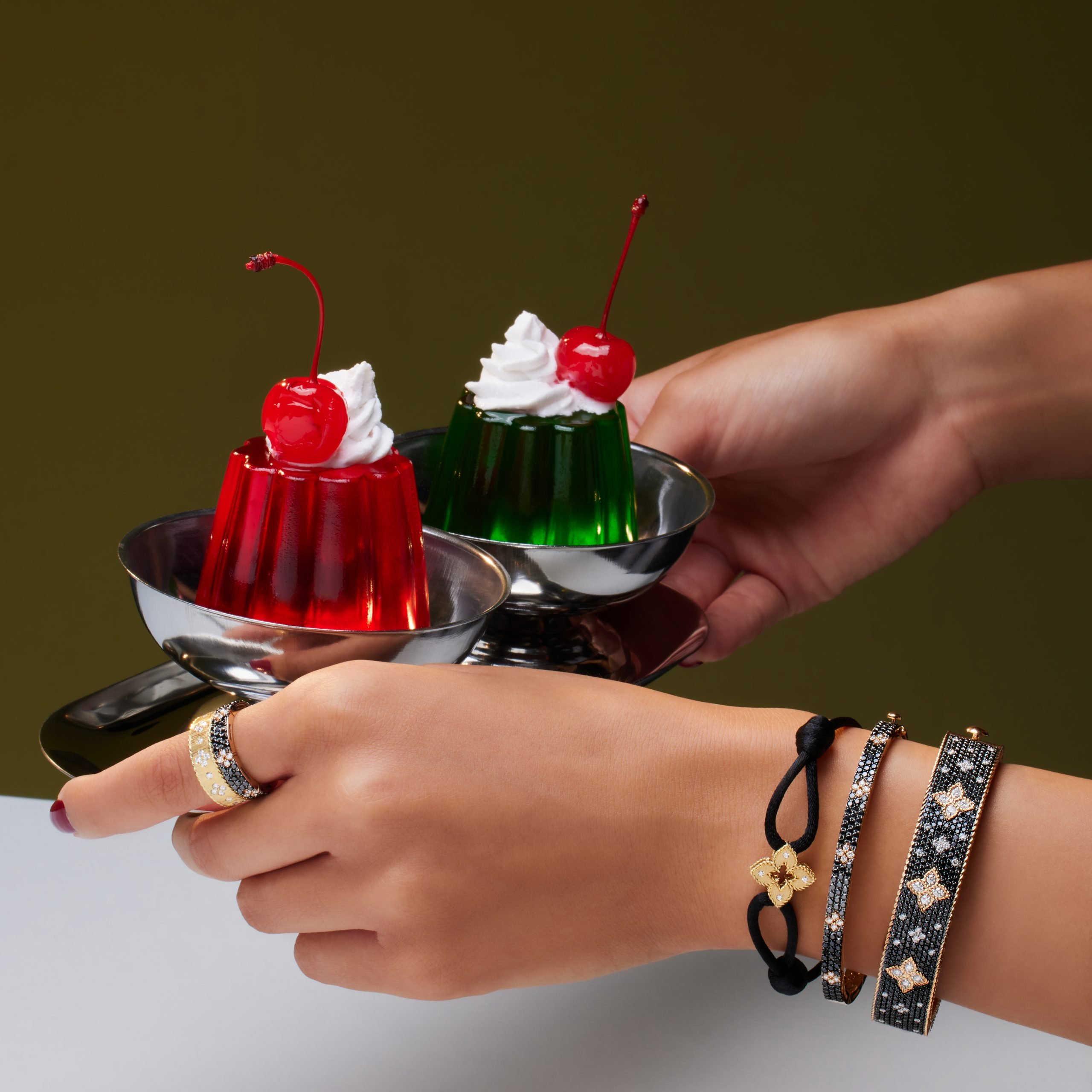 VENETIAN PRINCESS SILK BRACELET WITH DIAMONDS - Image 4