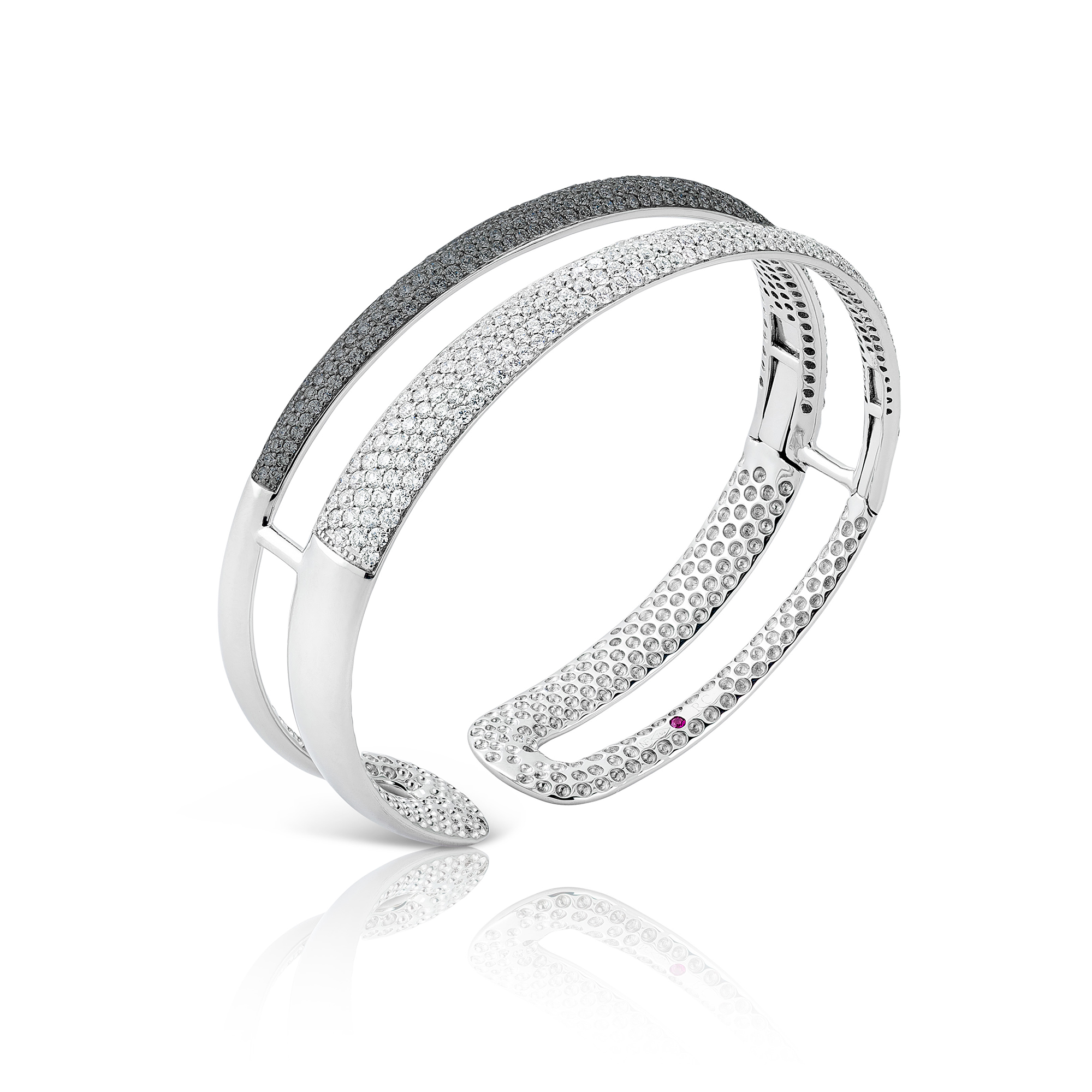 SCALARE BANGLE WITH BLACK AND WHITE DIAMONDS