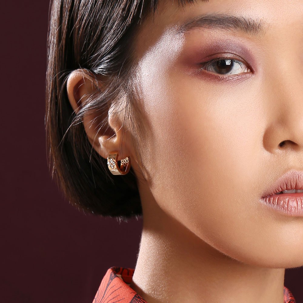 LOVE IN VERONA EARRINGS WITH DIAMONDS - Image 2