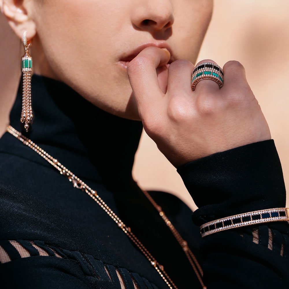 ART DECO BANGLE WITH MALACHITE AND DIAMONDS - Image 2