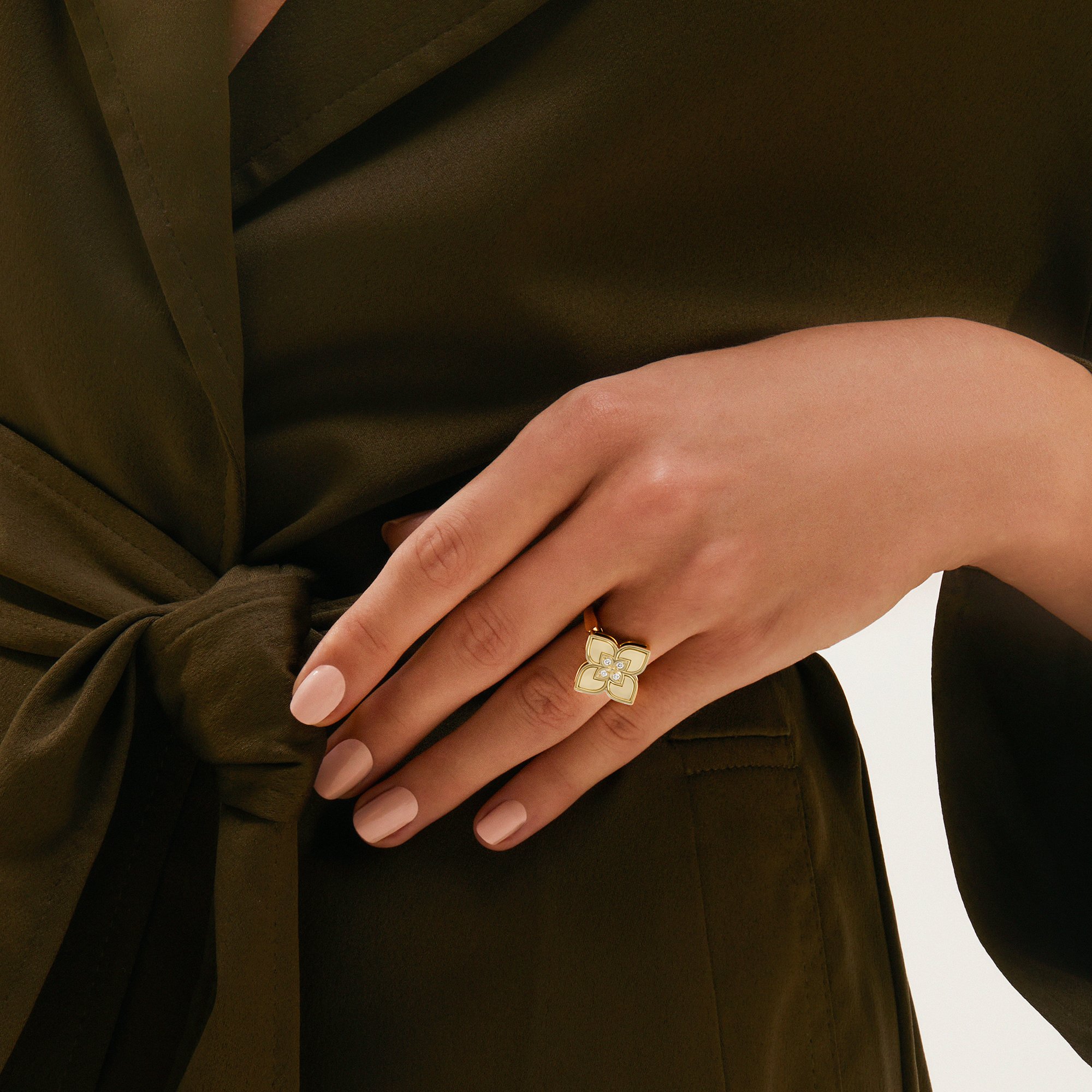 VENETIAN PRINCESS RING WITH DIAMONDS - Image 2