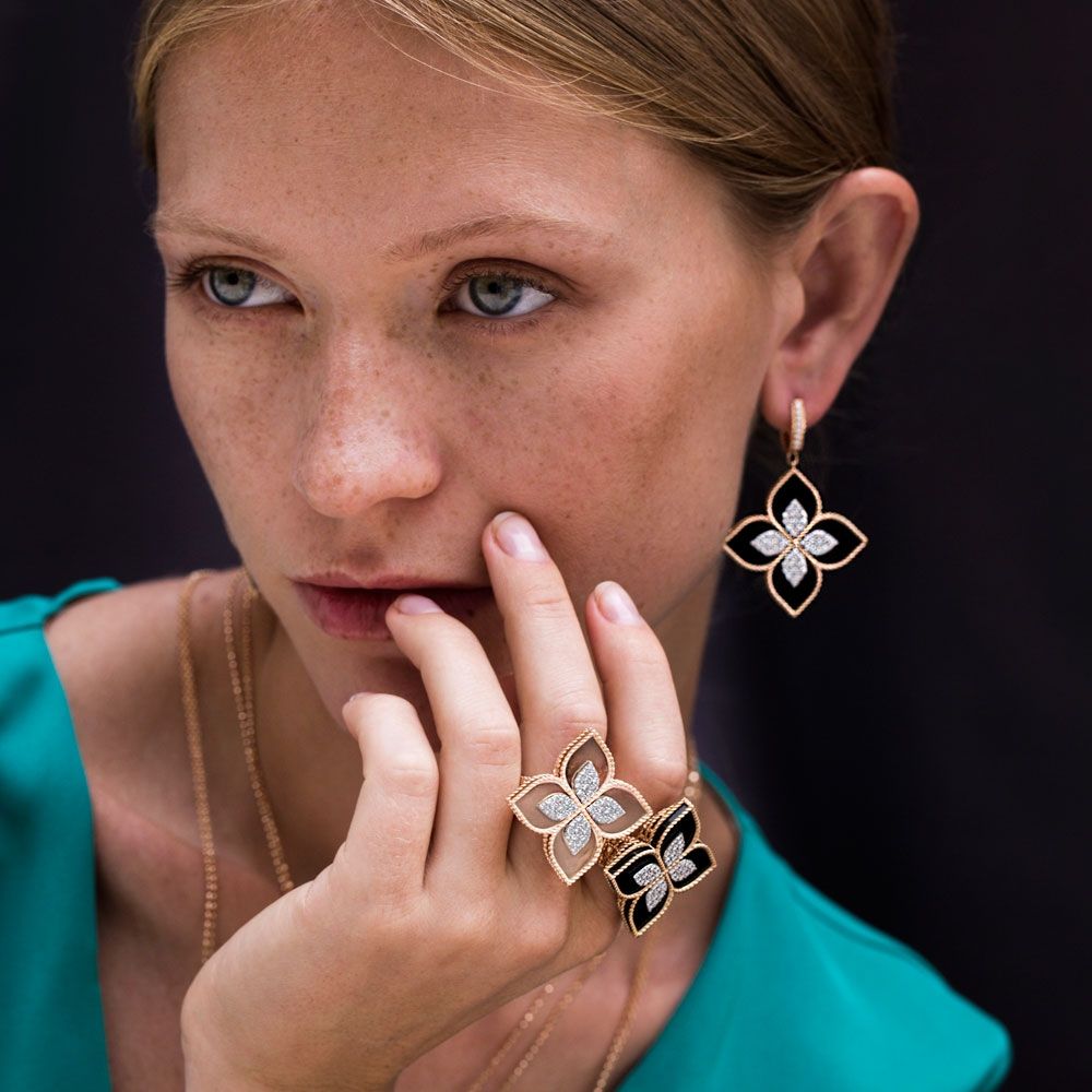 PRINCESS FLOWER EARRINGS WITH DIAMONDS - Image 2