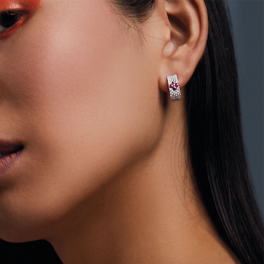 LOVE IN VERONA EARRINGS WITH DIAMONDS AND RUBIES - Image 2