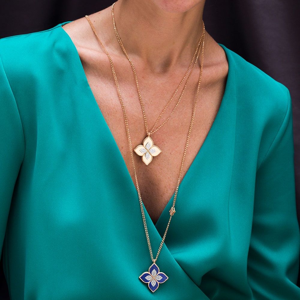 PRINCESS FLOWER PENDANT WITH DIAMONDS AND LAPIS - Image 2