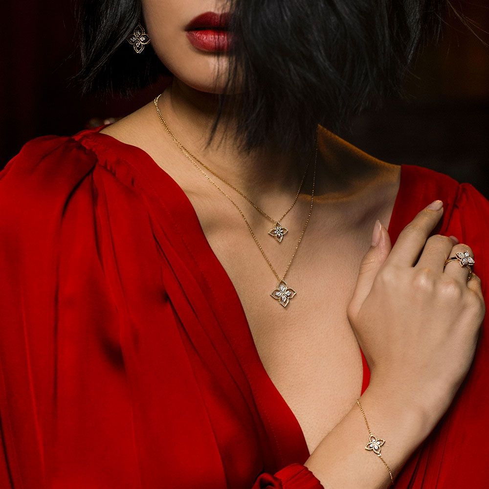 PRINCESS FLOWER BRACELET WITH DIAMONDS - Image 2