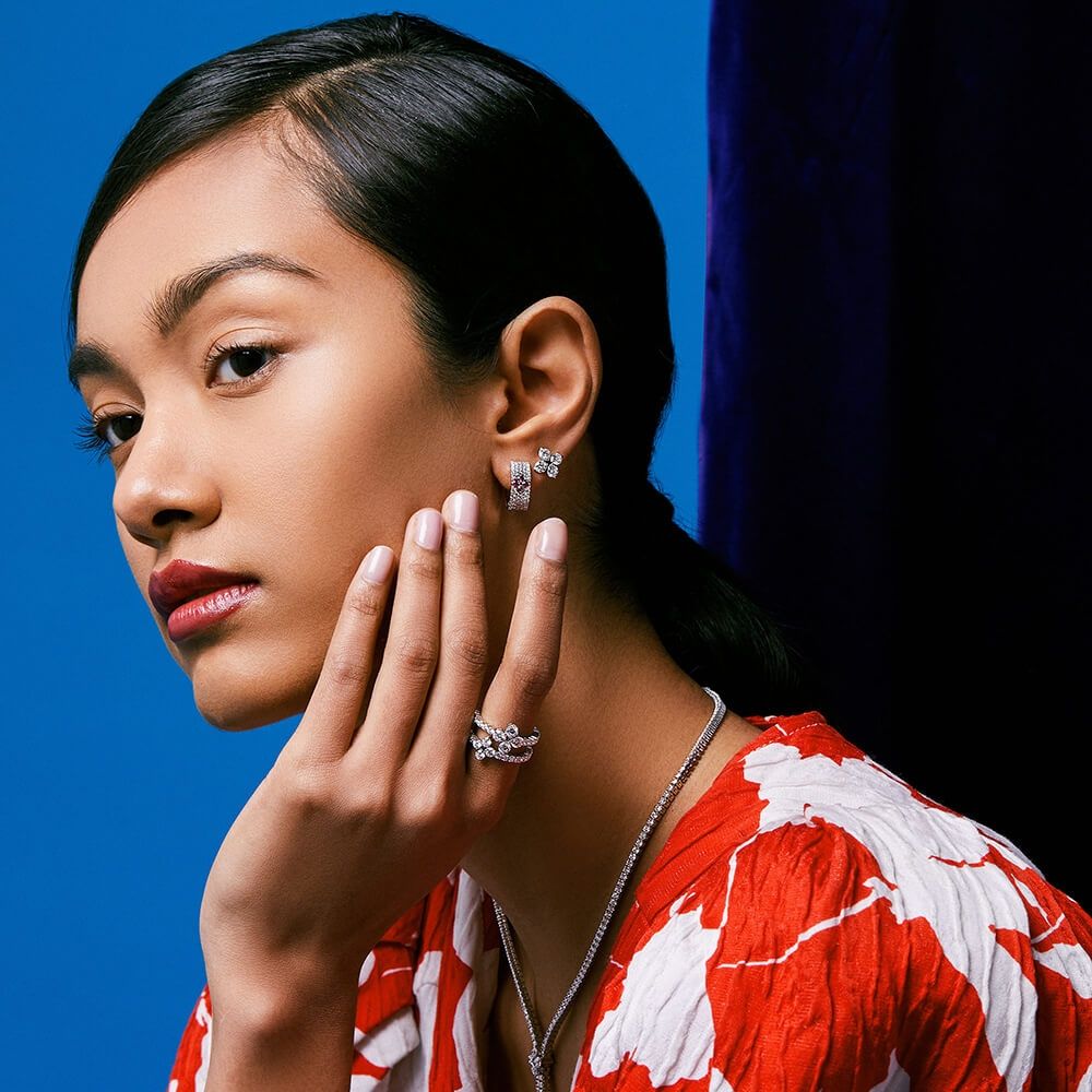 LOVE IN VERONA RING WITH DIAMONDS - Image 2