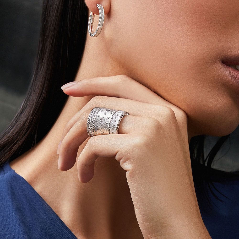 PRINCESS RING WITH DIAMONDS - Image 2